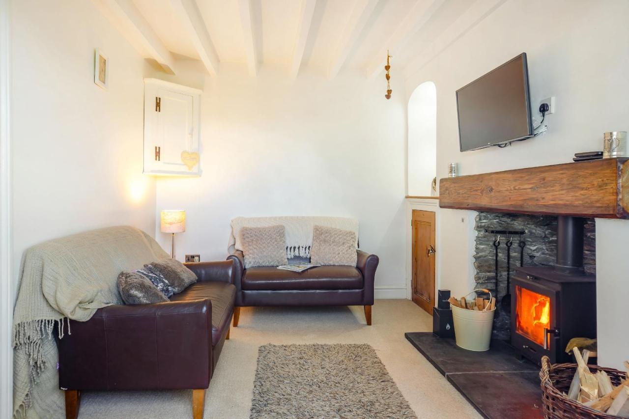 Braich-Y-Celyn Lodge Абърдифи Екстериор снимка