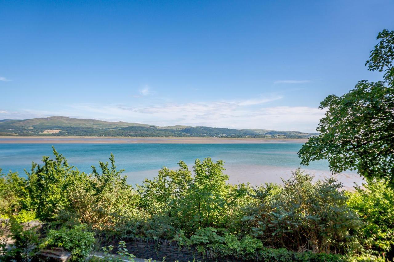 Braich-Y-Celyn Lodge Абърдифи Екстериор снимка